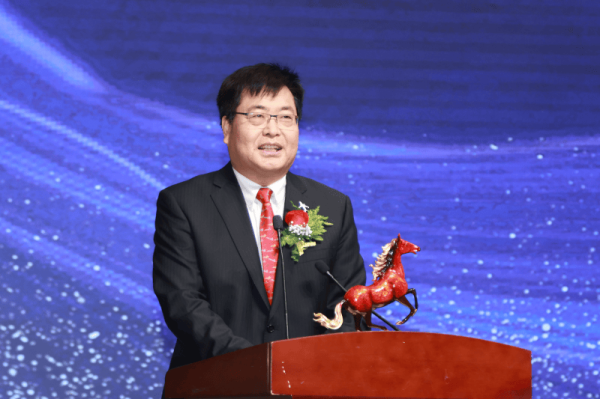 融智和 先手即全局：赛微电子杨云春的“起跳时刻”