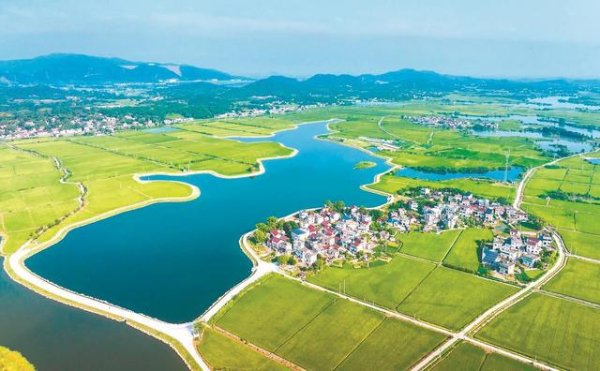 金斧子配资 乡村田园画卷