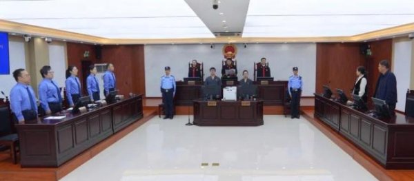 保利配资 李传良违法所得没收案一审公开宣判 裁定没收违法所得及孳息