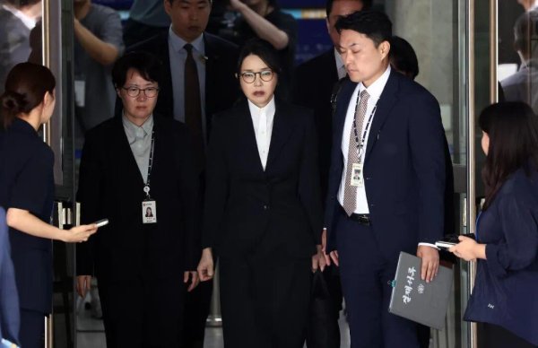 申宝证券 金建希明日受审, 媒体已获准拍摄